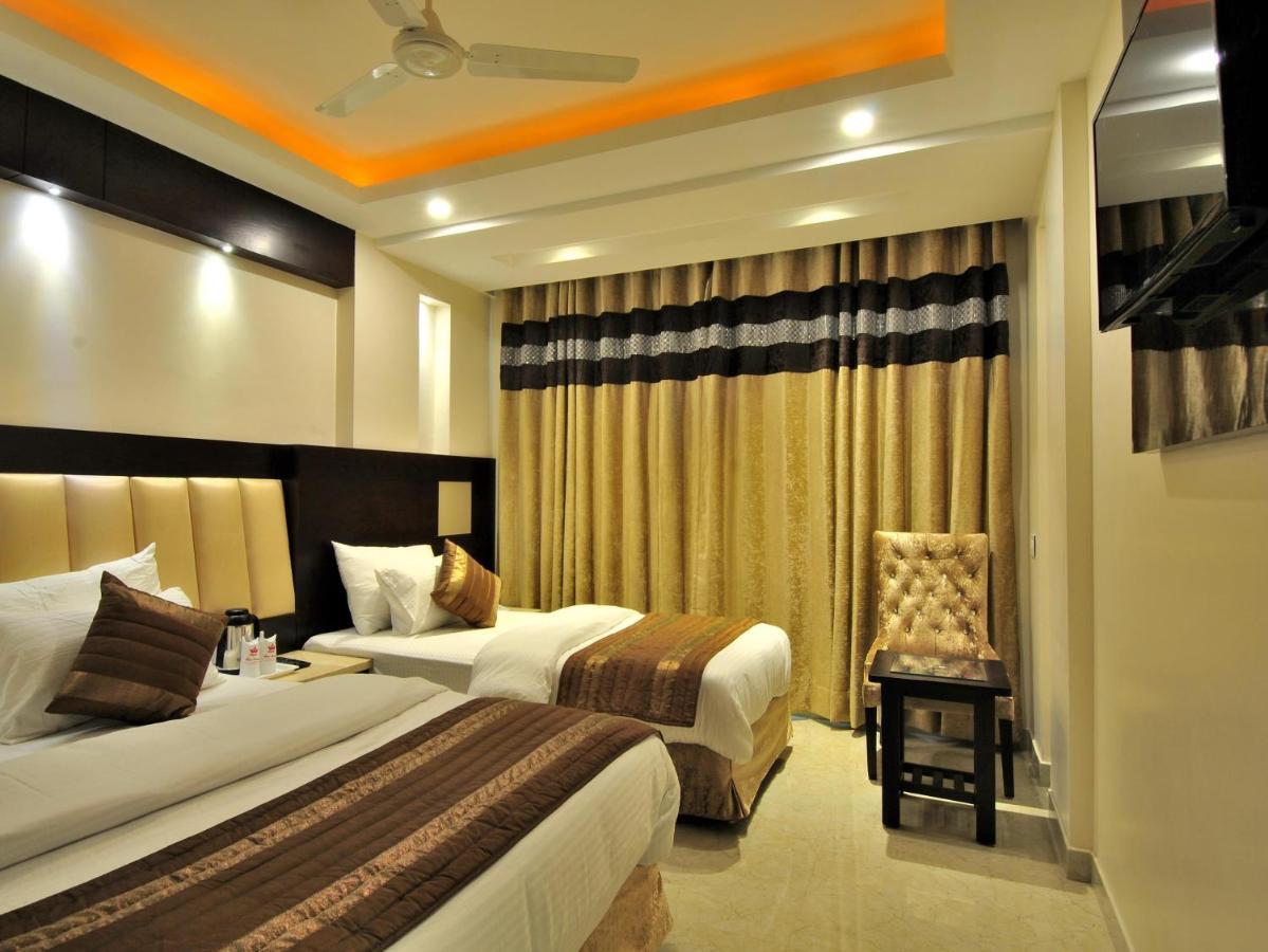 Sai Miracle - Luxury Living Hotel Nova Deli Exterior foto