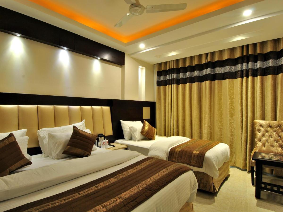 Sai Miracle - Luxury Living Hotel Nova Deli Exterior foto